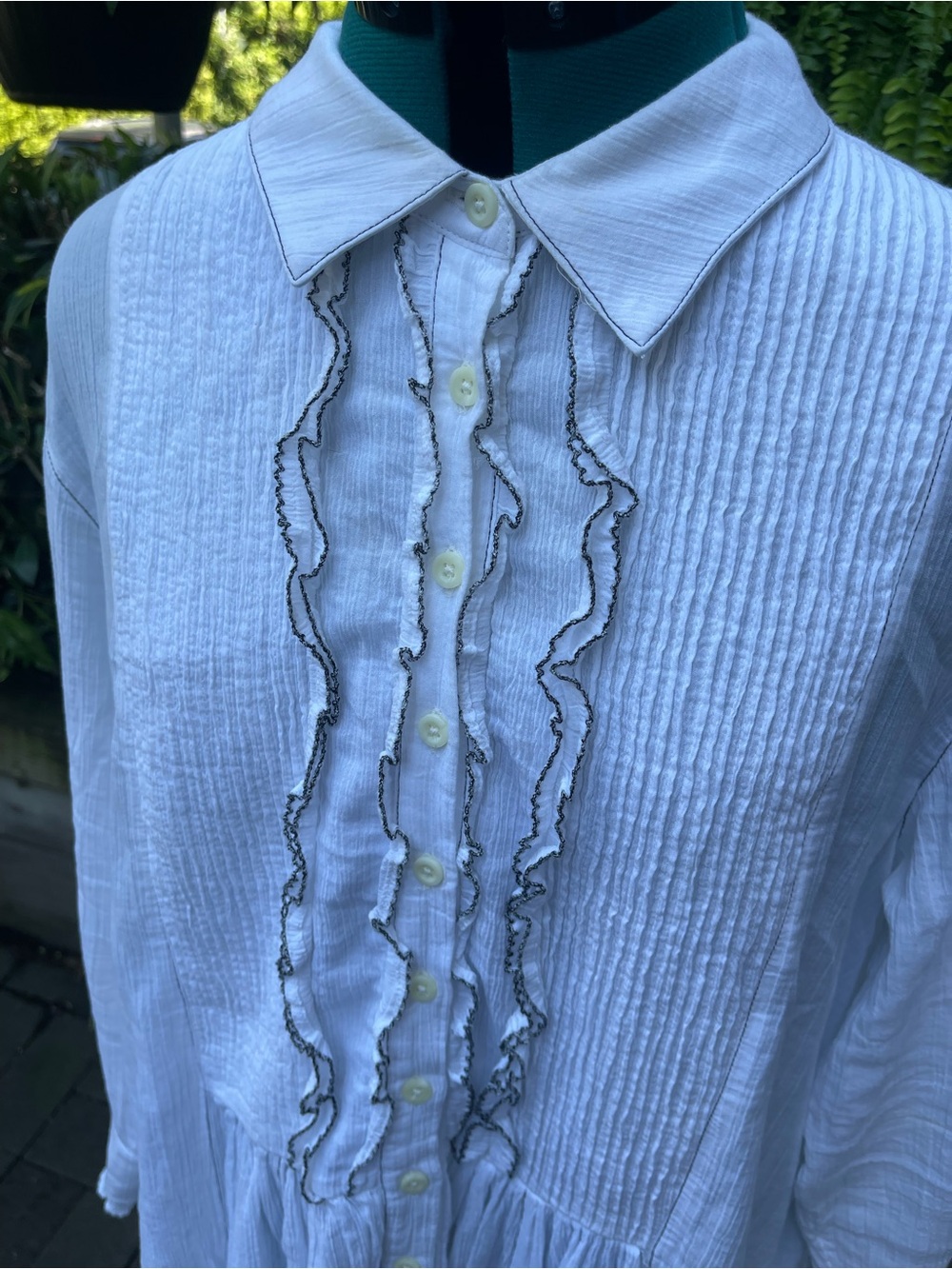 White Button-Front Ruffle Tunic - Picture 3 of 7